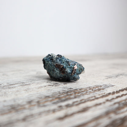 Blue Tourmaline on Quartz w/Mica (35g)